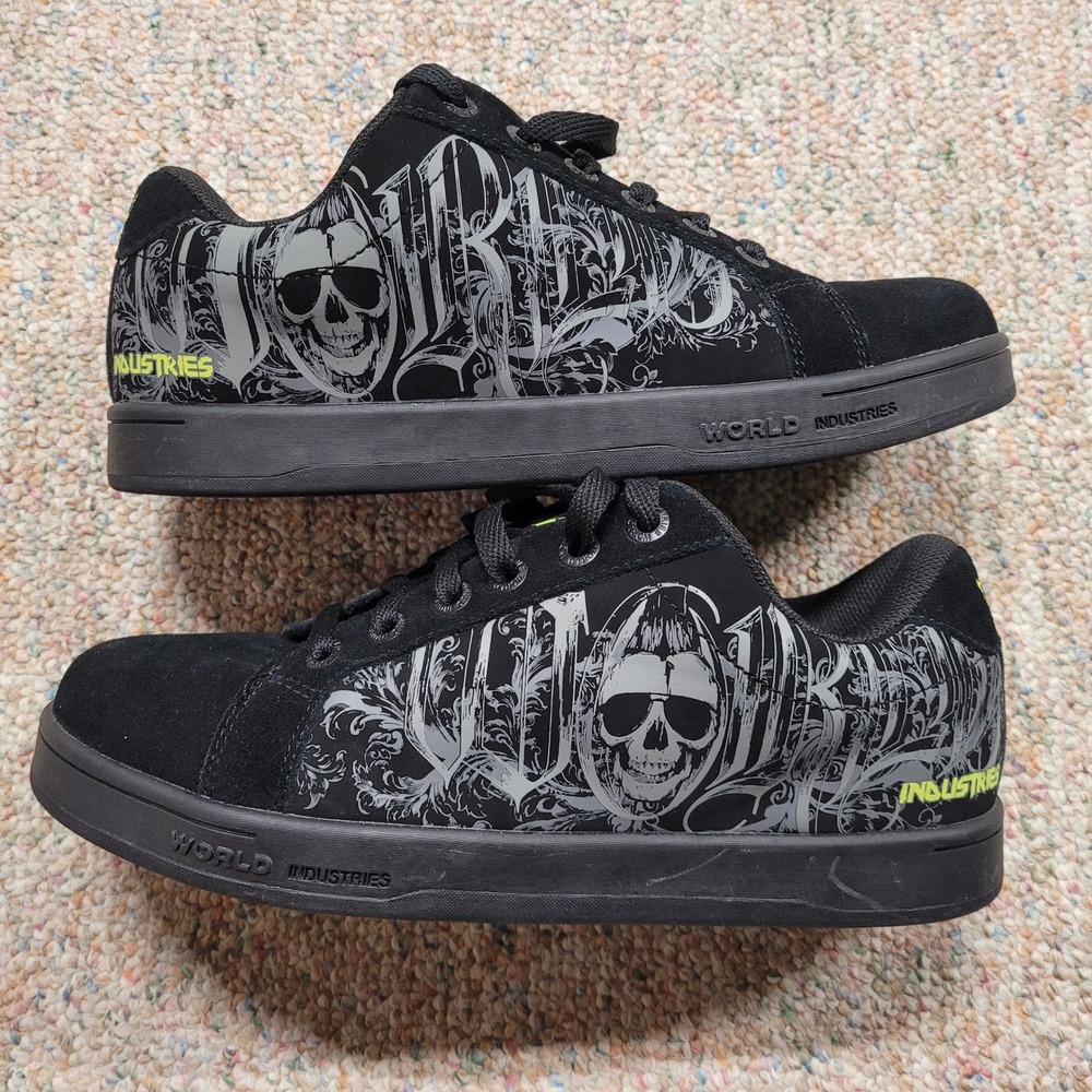 World Industries Leo Mens 9.5 Black Skate Shoes Skull Graphic WCM100 Sneaker